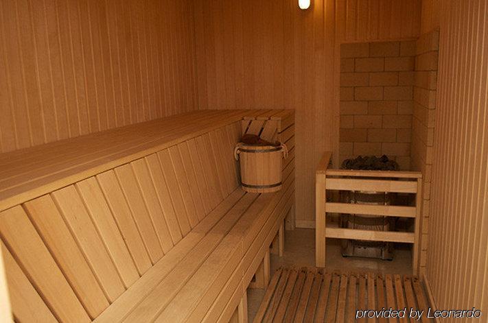 City Hotel Tien Shan Koktobe Екстериор снимка